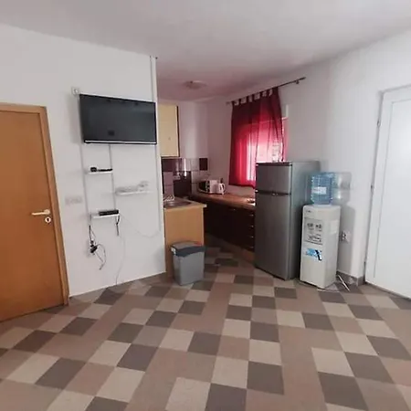 Island Of Apartment Vir
