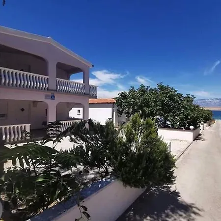 Apartment Island Of Vir